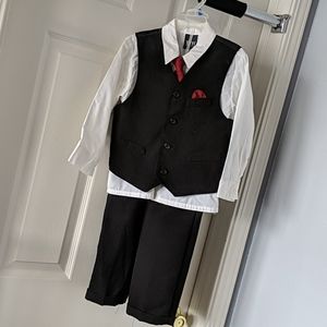 Boys 5T suit